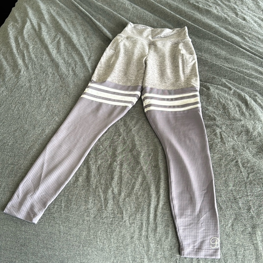 Bombshell sportswear leggings w/ pockets